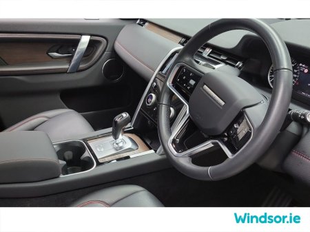 2023 Land Rover Discovery Sport 1.5 I3 PHEV 300 PS AWD R-Dynamic S Auto €46,995 thumbnail