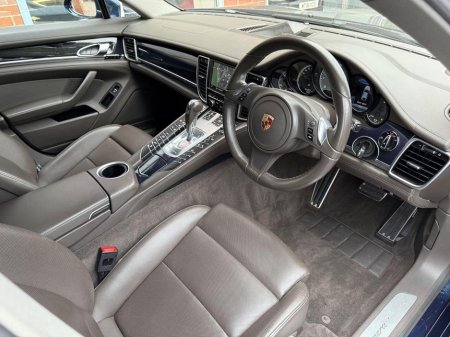 2014 Porsche Panamera S E-HYBRID TIPTRONIC V6 €31,950