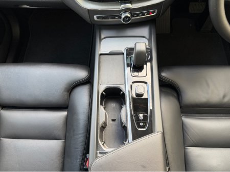 2023 Volvo XC60 ***SOLD***PLUS DARK T6 RECHARGE AWD//GREAT SPEC//LOVELY COLOUR COMBINATION//PANORAMIC ROOF//SIMI AND AA DEALER thumbnail