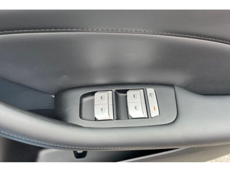 2025 MG MGS5 MGS5 EV LR - EXCLUSIVE 5DR AUT €31,945 thumbnail