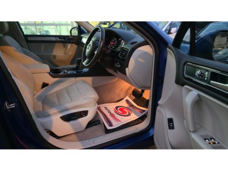 2015 Volkswagen Touareg CV 3.0 TDI 262BHP V6 5 SEATS €24,500 thumbnail