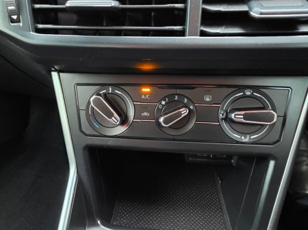 2022 Volkswagen Polo Life 1.0 TSI 95HP M5F 5DR €16,750 thumbnail