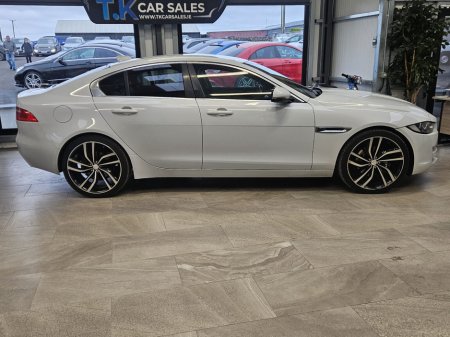 2016 Jaguar XE 2.0 D Prestige Manual 163PS €10,950
