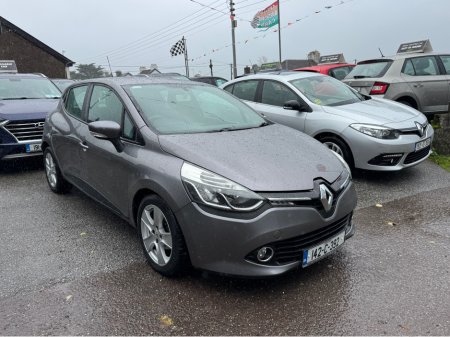 2014 Renault Clio Ideal starter car €8,200