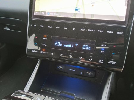 2024 Hyundai Tucson EXECUTIVE PLUS PHEV PTG 4 WHEEL DRIVE - Tiny Mileage - €42,950 thumbnail