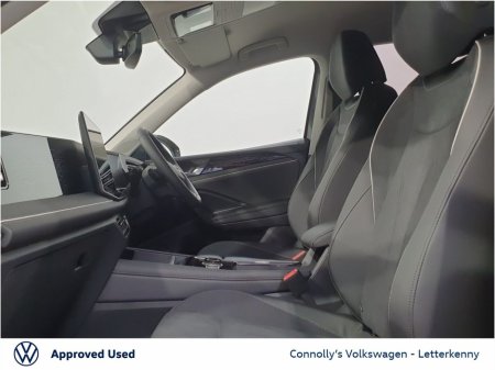 2024 Volkswagen Tiguan 2.0 TDI 150HP Elegance AUTOMATIC / Heads up Display €49,950