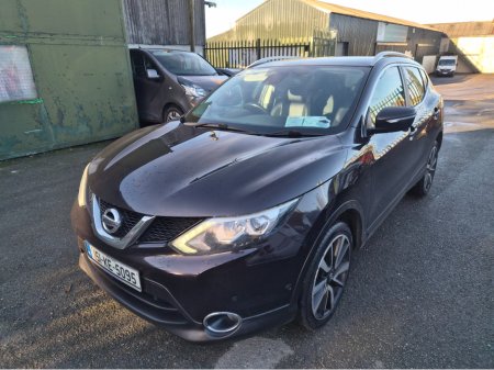 2015 Nissan Qashqai 1.5 DCI TEKNA Panoramic Roof €7,795