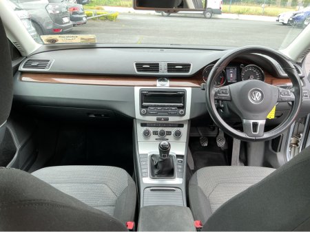 2014 Volkswagen Passat CL 1.6 BLUEMOTION MANUAL 6SPEED FWD 105 5DR ECL €7,995 thumbnail