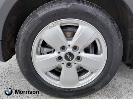 2023 MINI Hatch COOPER Cooper Classic Auto €25,995 thumbnail