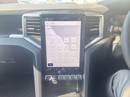 2025 Volkswagen Amarok  €60,810 thumbnail