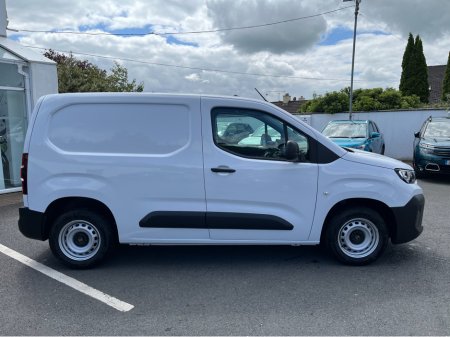 2025 Citroen Berlingo ENTERPRISE BlueHDi 100 MWB S&S 650kg €23,800