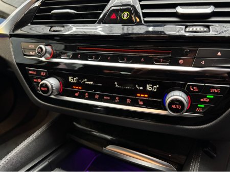 2018 BMW 5 Series €23950! 2018 BMW 520d 523d Luxury Automatic - Heated Leather Seats €23,950 thumbnail