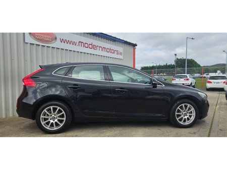 2015 Volvo V40 auto 1.6 se petrol low kms €10,250