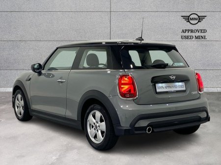 2022 MINI Hatch 3-Door Cooper Classic €23,950