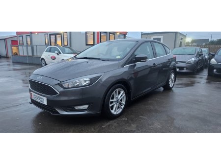 2015 Ford Focus ZETEC eco 100bhp very low miles €8,750 thumbnail