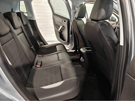 2015 Peugeot 2008 ALLURE 1.2 PURETECH AUTOMATIC €8,250 thumbnail