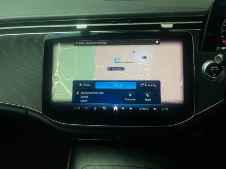 2024 Mercedes-Benz E Class E220D AMG LINE €62,990 thumbnail