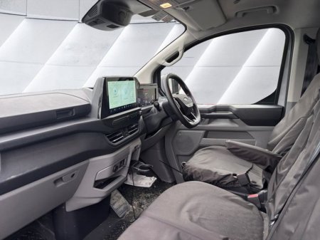 2025 Ford Transit Custom 280S Limited 2.0TD136 6.2 A8FW €39,000 thumbnail