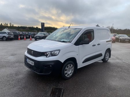2023 Peugeot Partner  €19,950