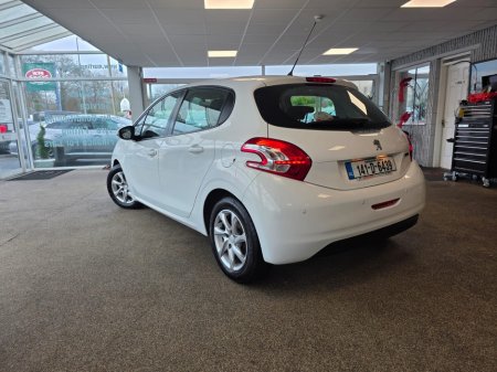 2014 Peugeot 208 ACTIVE 1.4 HDI 4DR €6,950