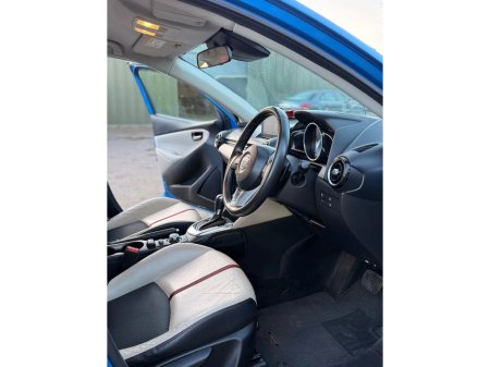 2015 Mazda Mazda2 LDA-DJ5FS 5DR AUTO €8,995 thumbnail