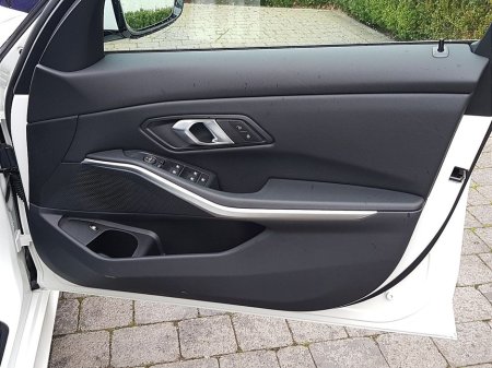 2026 BMW 3 Series 330e M Sport Saloon €66,221 thumbnail