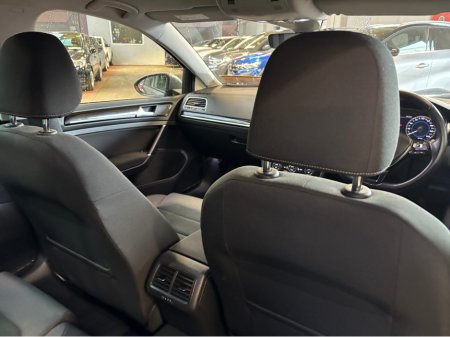 2018 Volkswagen Golf Automatic DSG  Bluemotion Hiline only 34000 kms €19,499