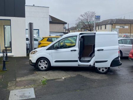 2022 Ford Transit Courier Trend 1.5TD 100PS M6 3DR €12,000 thumbnail