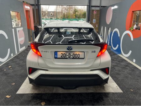 2020 Toyota C-HR ONLY €22950! 2020 TOYOTA C-HR 1.8L HYBRID / 99K KMS / ADAPTIVE CRUISE CONTROL, HEATED SEATS, REVERSE CAMERA & MORE €22,950