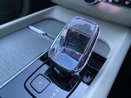 2025 Volvo XC60 T8 Ultra Recharge AWD Auto (PHEV) €67,900 thumbnail