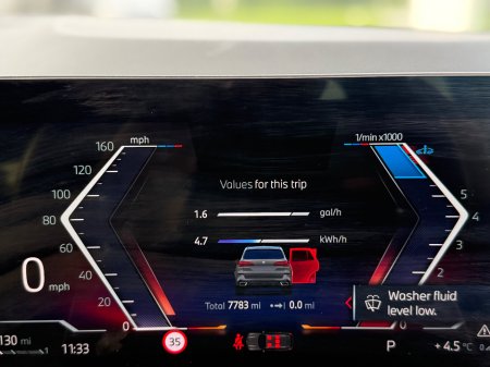 2024 BMW X5 xDrive45e M Sport €87,990 thumbnail