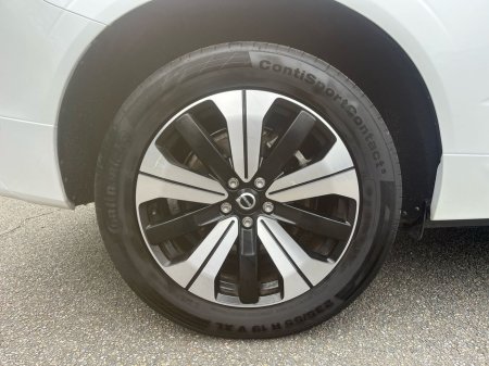 2023 Volvo XC60 T6 Recharge PHEV 350hp AWD AT8 Plus Dark - €44,900 thumbnail