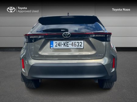 2024 Toyota Yaris Cross LUNA SPORT BI €32,888