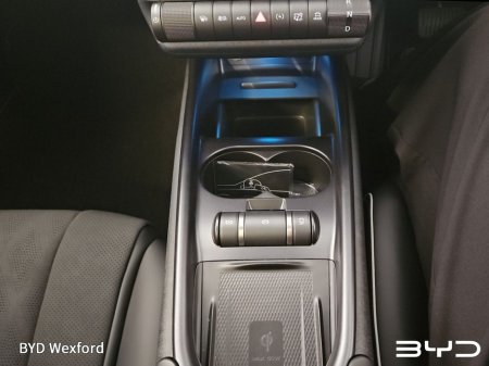 2026 BYD Dolphin Design 60.4kWh €34,706 thumbnail