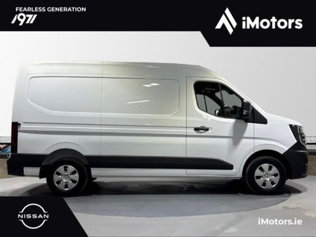 2026 Nissan Interstar L2H2 SV Premium 150 €35,445