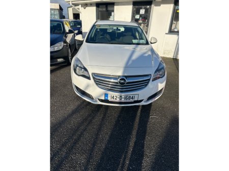 2014 Opel Insignia 2.0CDTI 140PS S €2,950