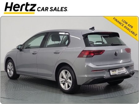 2024 Volkswagen Golf LIFE 110HP 1.0 TSI Petrol Manual €25,495