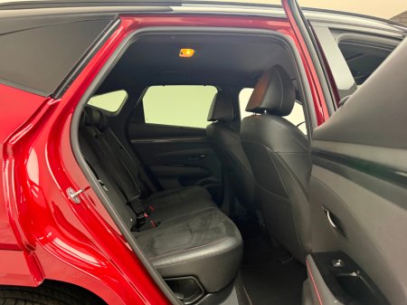 2023 Hyundai Tucson IX35 N-LINE 1.6 PHEV €36,990 thumbnail