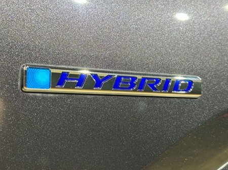 2020 Honda Vezel HYBRID 1.5L AUTOMATIC - HALF LEATHER UPHOLSTERY - REVERSE CAMERA - CRUISE CONTROL - A/C CONTROLS - ALLOY WHEELS €23,450 thumbnail