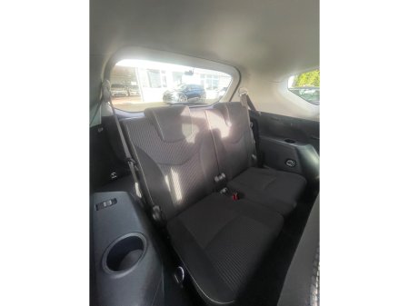 2016 Toyota Prius Alpha 2016 Toyota Prius Alpha €16,950 thumbnail