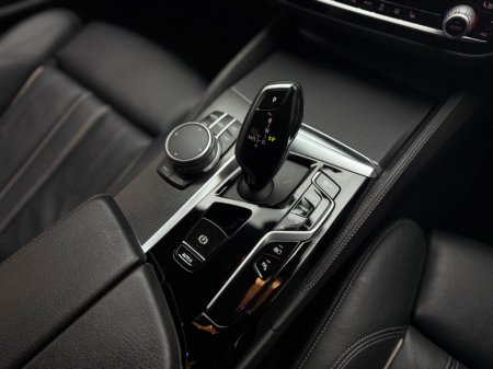 2021 BMW 5 Series 530E M SPORT €36,990 thumbnail