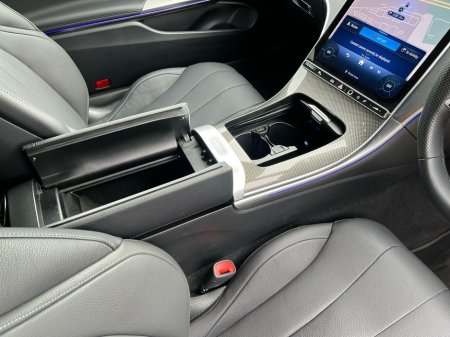 2024 Mercedes-Benz CLE 220D AMG Line Coupe €66,950 thumbnail