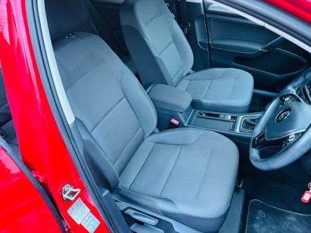 2015 Volkswagen Golf  €12,950 thumbnail