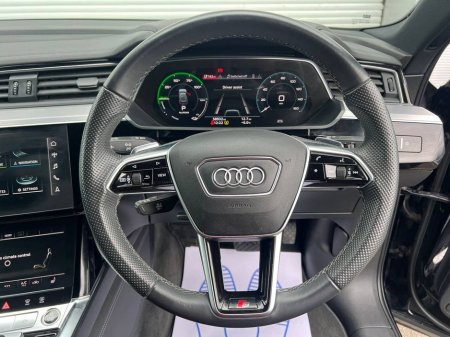 2020 Audi e-tron S-LINE QUATTRO 50 COUPE // FULL RS-PERFORMANCE KIT // LEATHER S-LINE HEATED & POWERED SPORT SEATS // ADAPTIVE ADJUSTABLE AIR SUSPENSION €31,900