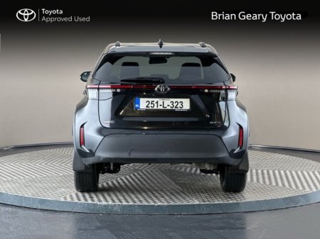 2025 Toyota Yaris Cross LunaSport Hybrid €30,950
