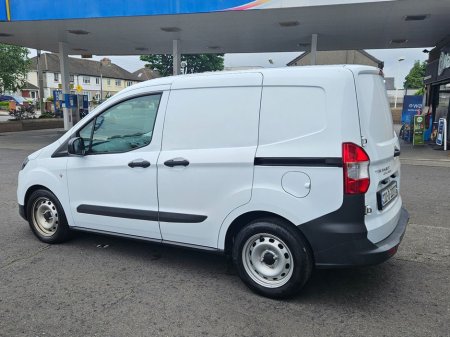 2022 Ford Transit Courier Base 1.5TD 75PS Manual €11,000 thumbnail