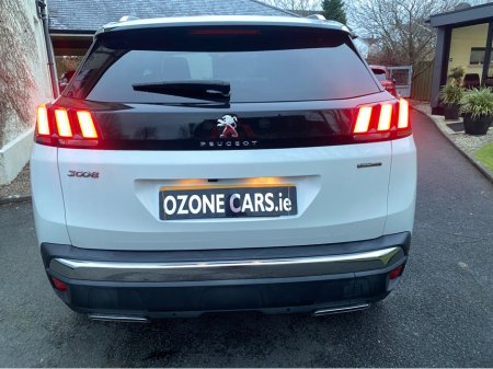 2017 Peugeot 3008 GT LINE BLUEHDI S/S €16,900 thumbnail