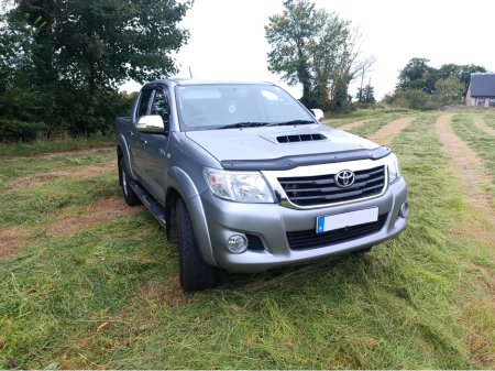 2015 Toyota Hilux ... €18,000