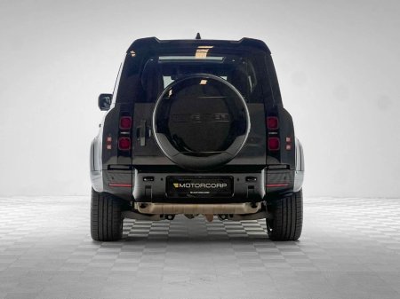 2024 Land Rover Defender HSE X-DYNAMIC P400E €92,990 thumbnail