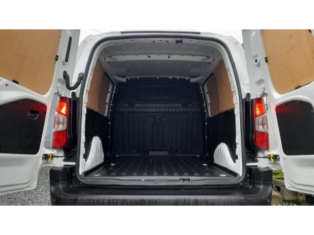 2021 Toyota Proace  €12,950 thumbnail